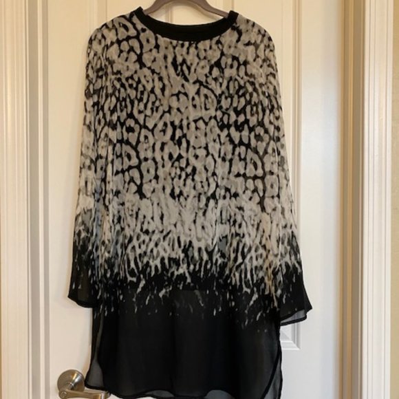 Calvin Klein  Chiffon  Long Sleeve  Tunic  Animal Print  Ombre Size Small - Picture 1 of 13
